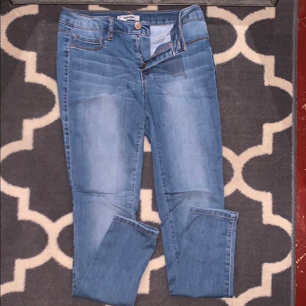 Skinny jeans